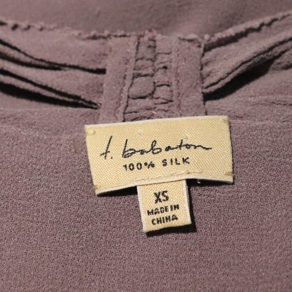 Aritzia T. Babaton Tinsley Blouse 100% Silk - Picture 9 of 9